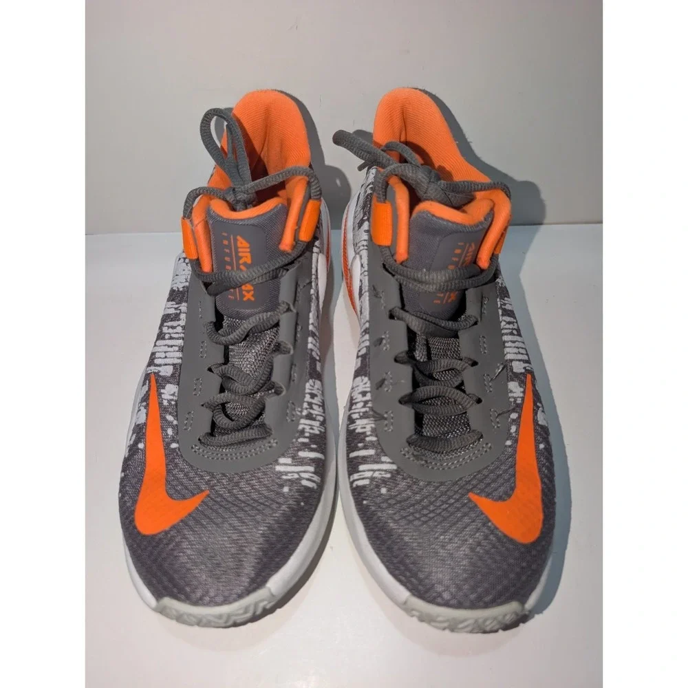 Nike Air Max Infuriate Youth Size 4Y Athletic Shoes Grey Orange AH3426-004